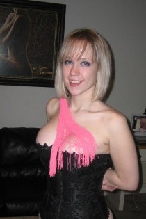 , 22  female escort, elpaso